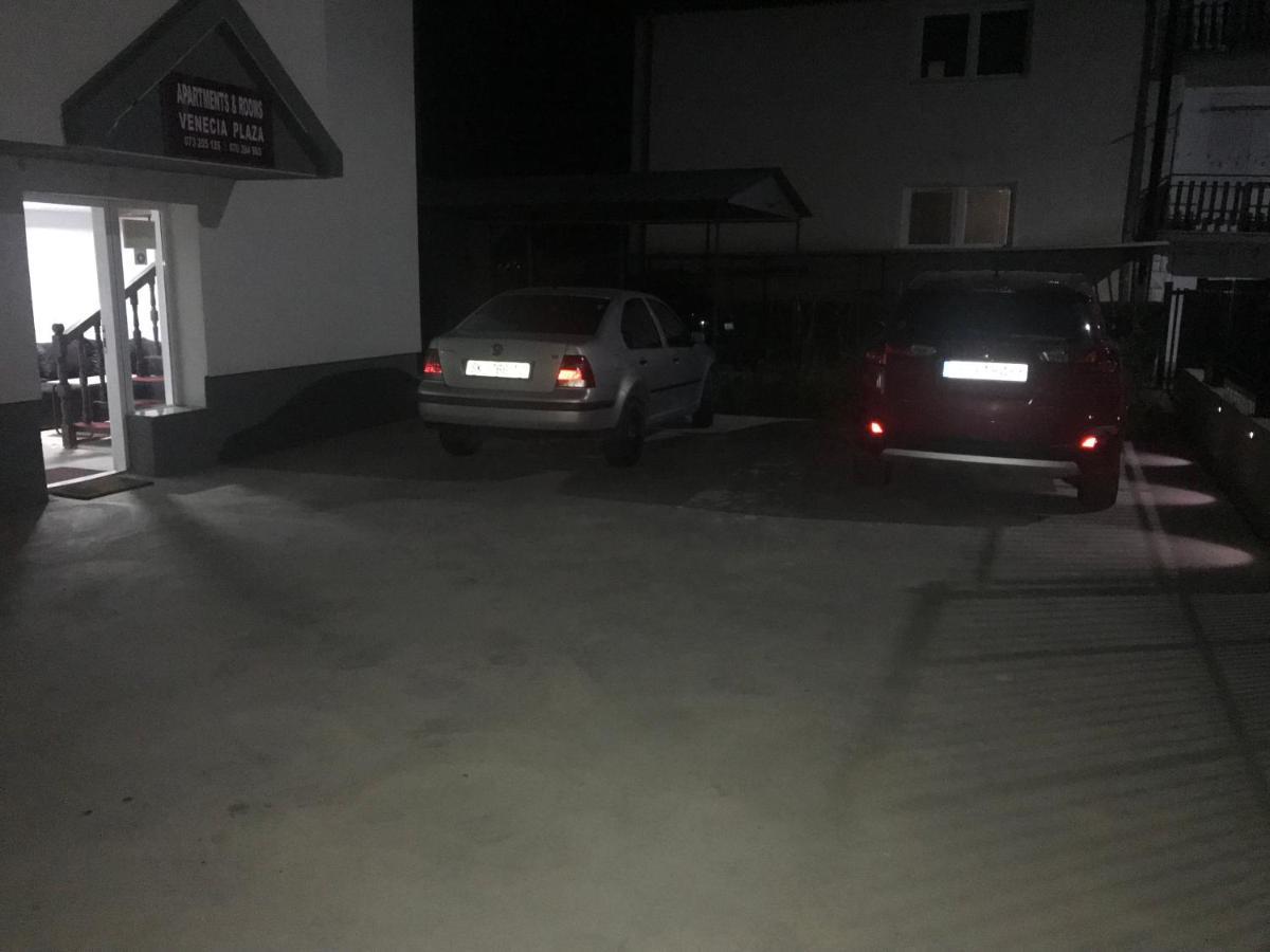 فندق Venecia Plaza ستروغا المظهر الخارجي الصورة